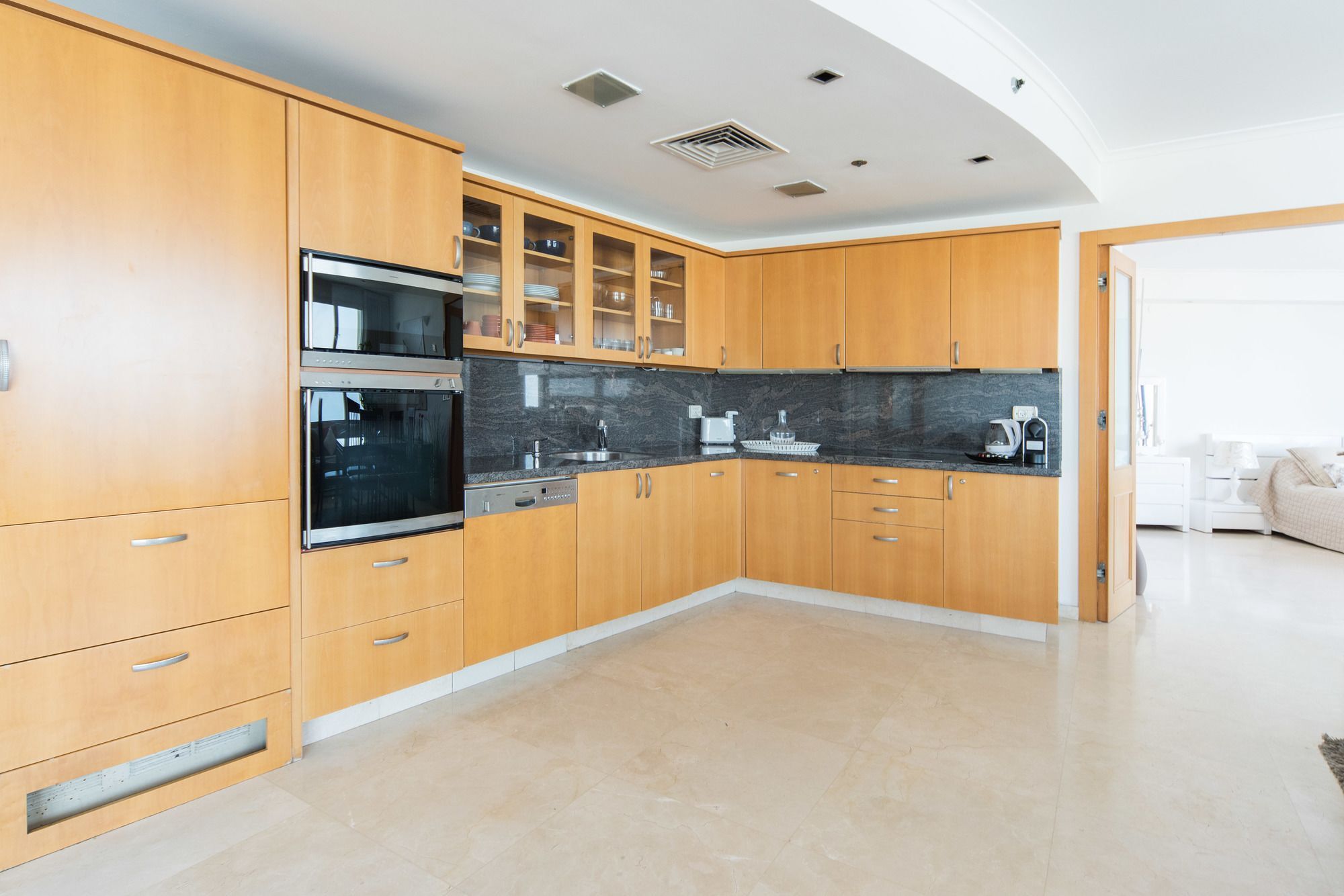 Excellent Beachfront Apt W/ Pool Access By Sea N' Rent Tel Aviv Esterno foto